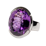 Circular Amethyst Reflective Ring