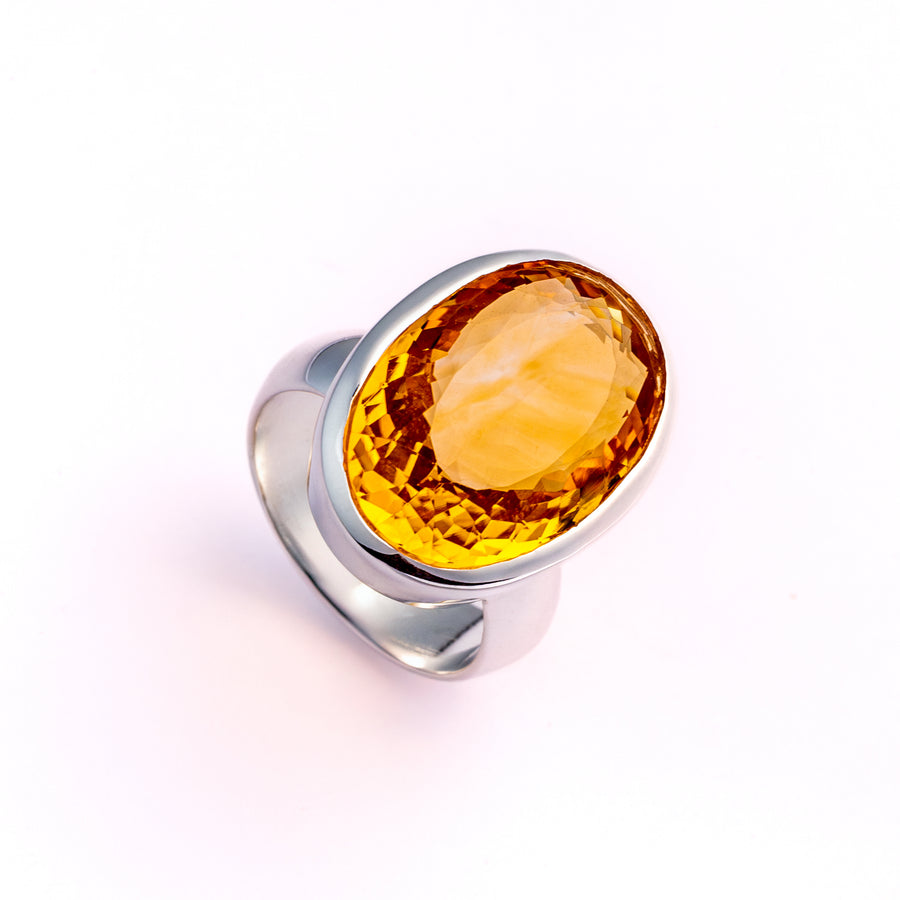Medium Oval-Shaped Citrine Ring